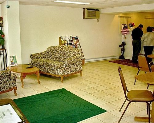 Parkway Inn Vestal Экстерьер фото